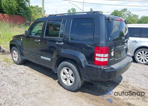 2010 Jeep Liberty Sport z USA, uszkodzony, nr VIN 1J4PN2GK3AW159526